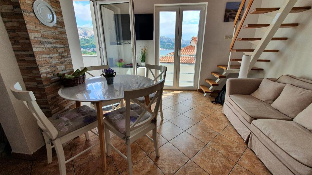 Apartment Helmut With Sea View Baška Exterior foto