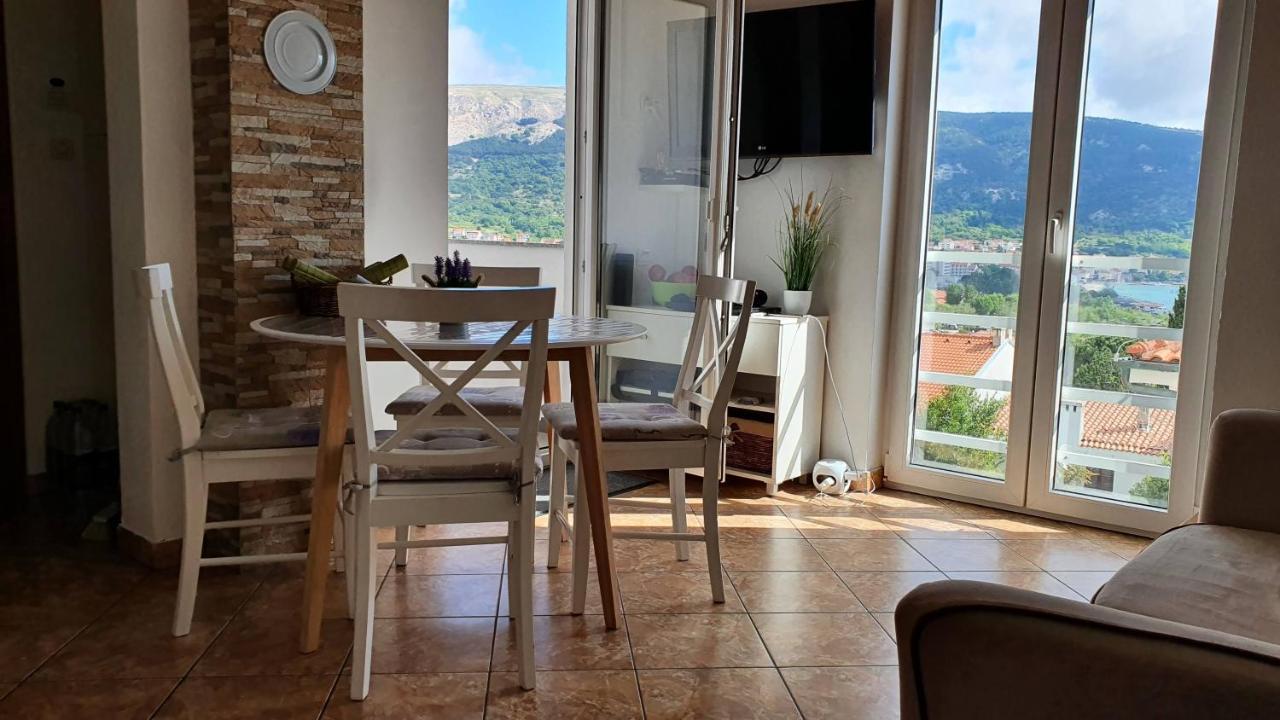 Apartment Helmut With Sea View Baška Exterior foto